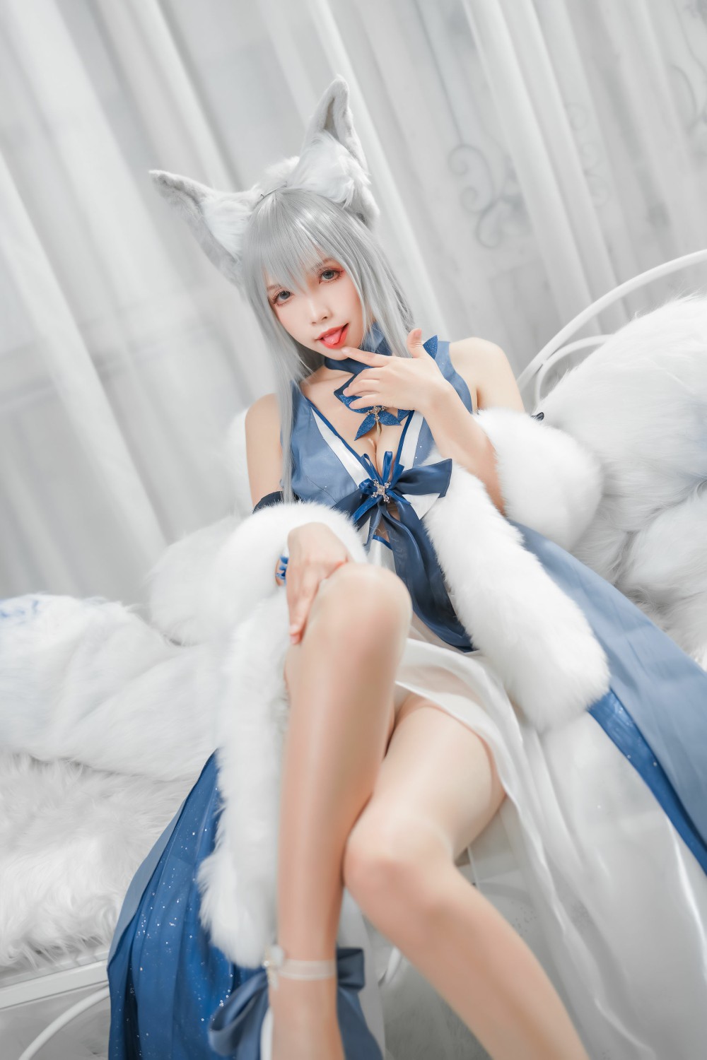 [Cosplay] Neko-薇薇 - 信浓礼服